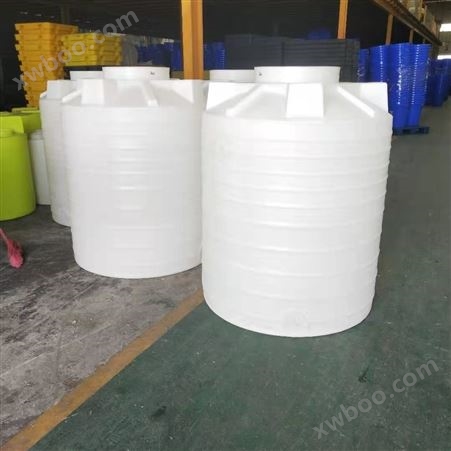 2吨塑料水箱图片，5000斤水塔生产厂家