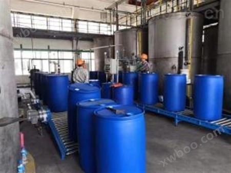200L桶4只桶灌装，吨桶摇臂式灌装机可共用